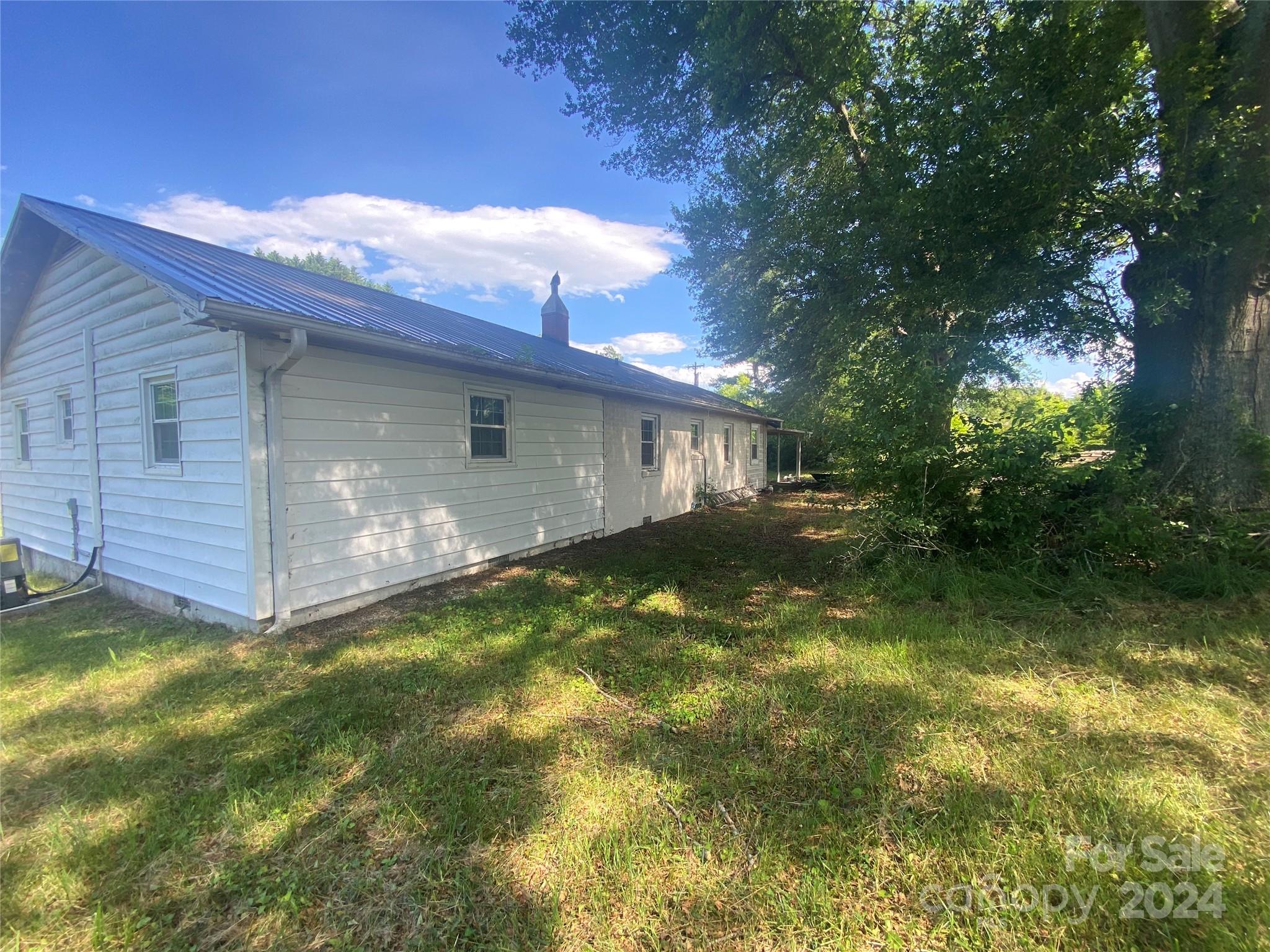 1993 Moss Farm Road Unit: 1