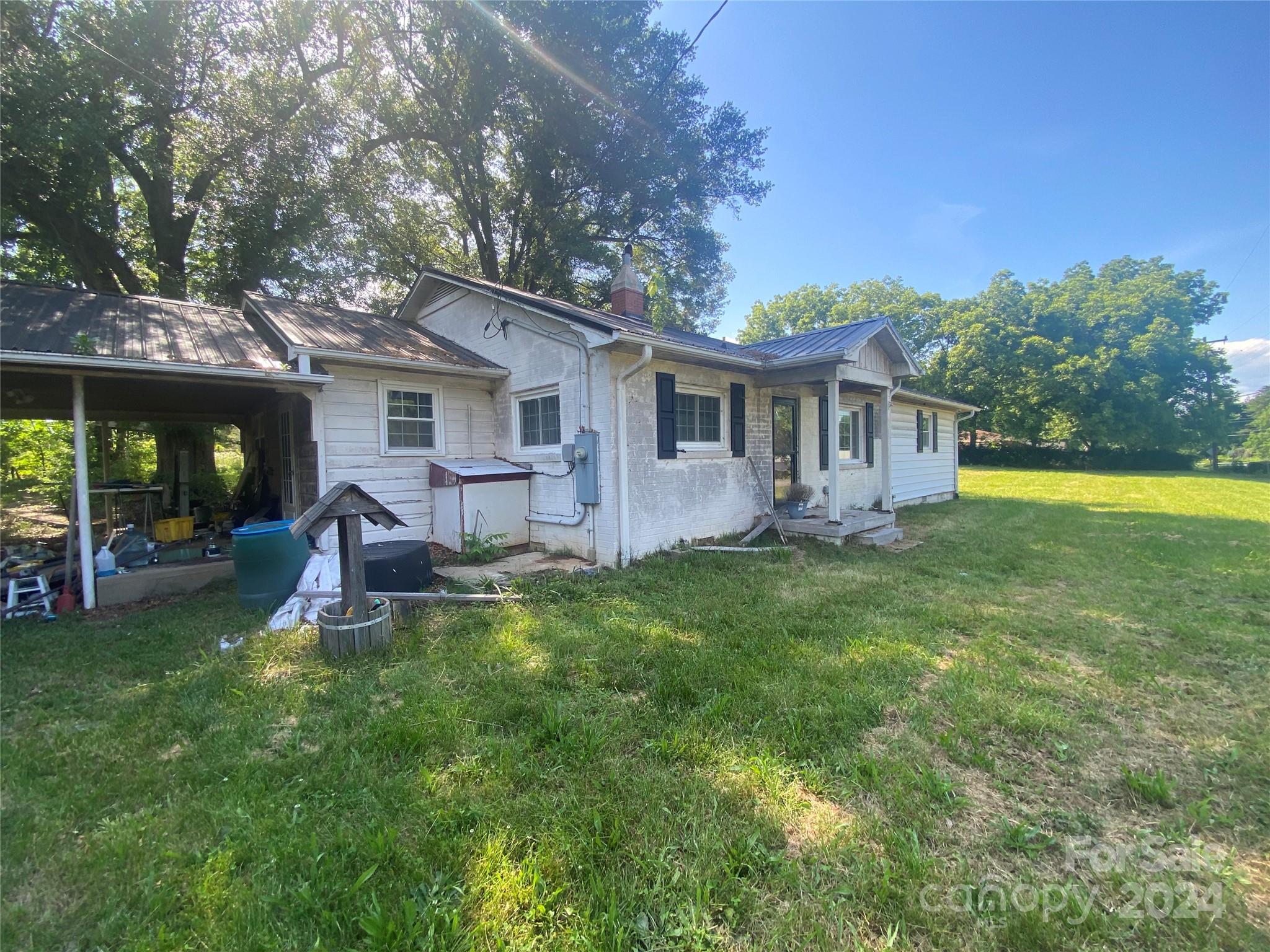 1993 Moss Farm Road Unit: 1