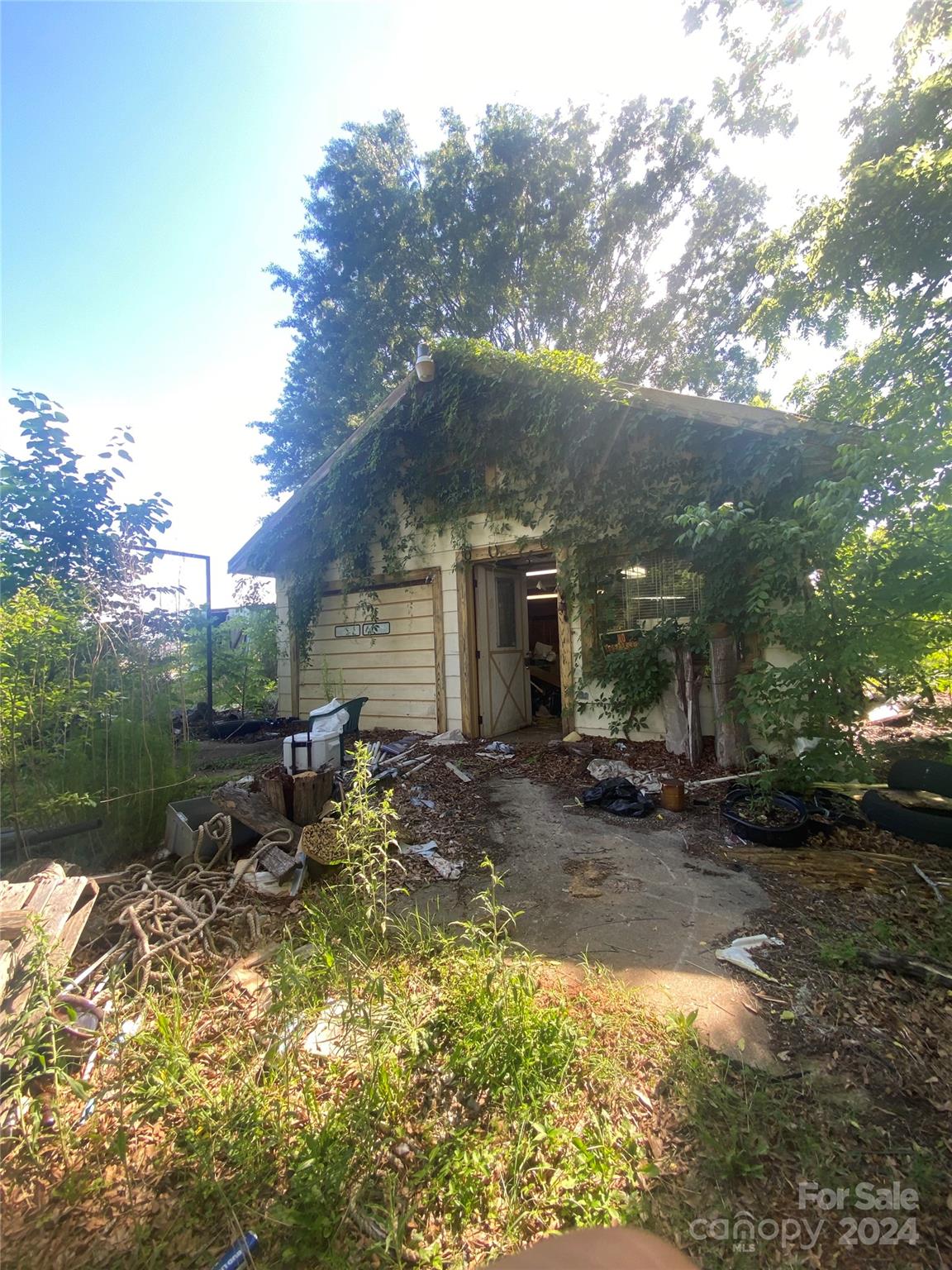 1993 Moss Farm Road Unit: 1