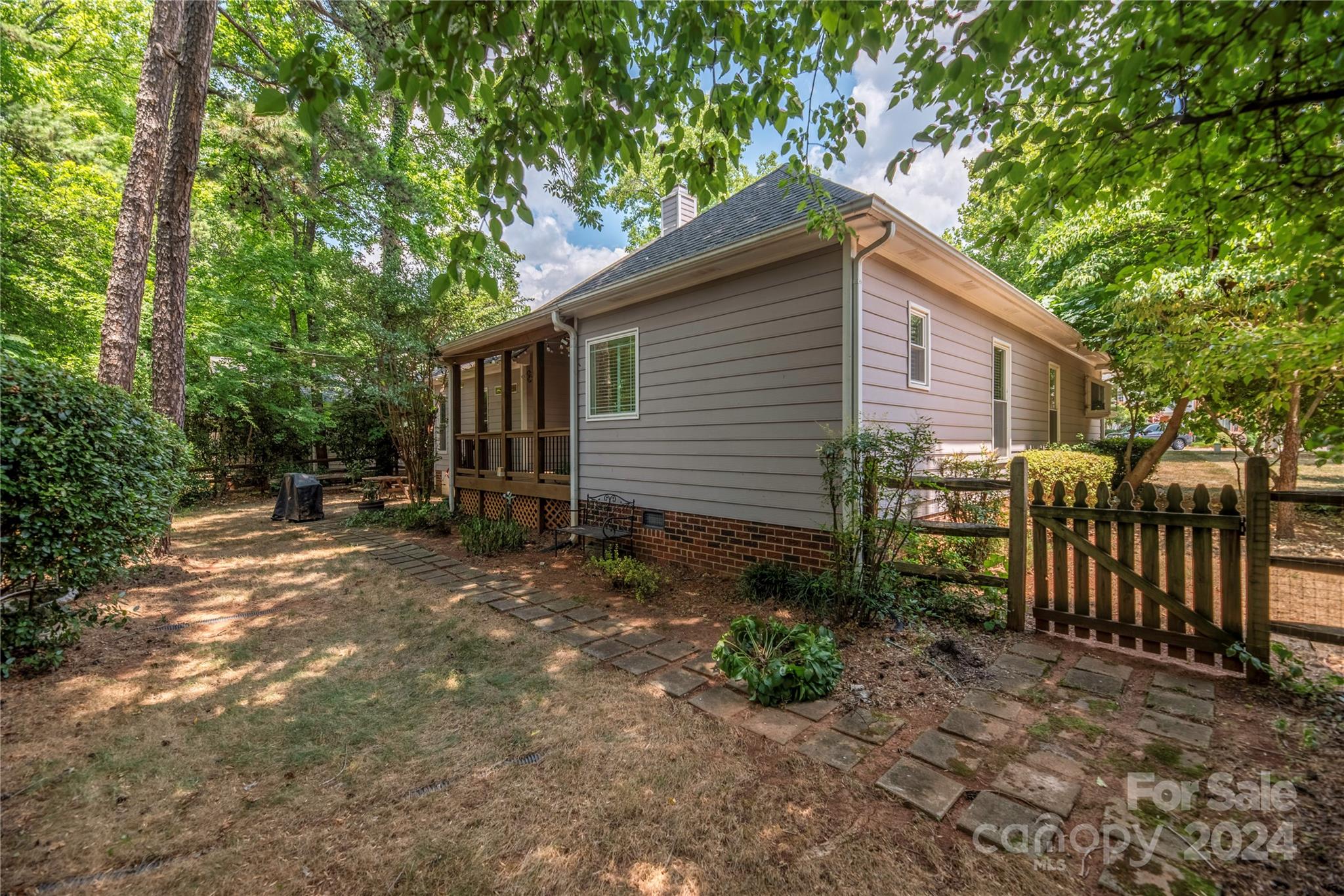 9111 Brightleaf Place
