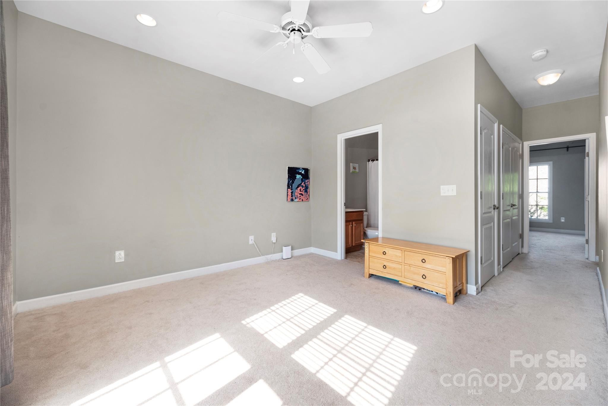 1083 Writers Way