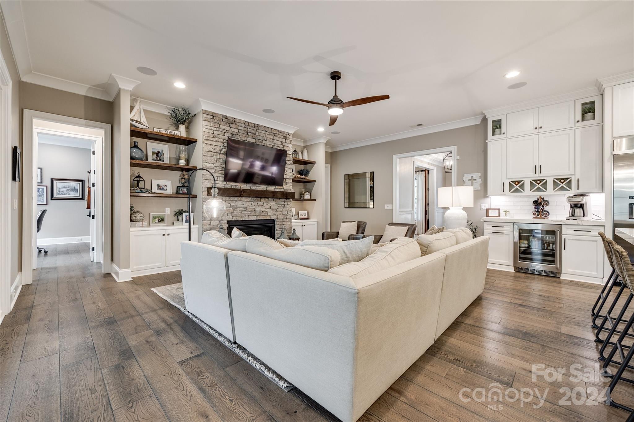 160 Palmer Marsh Place