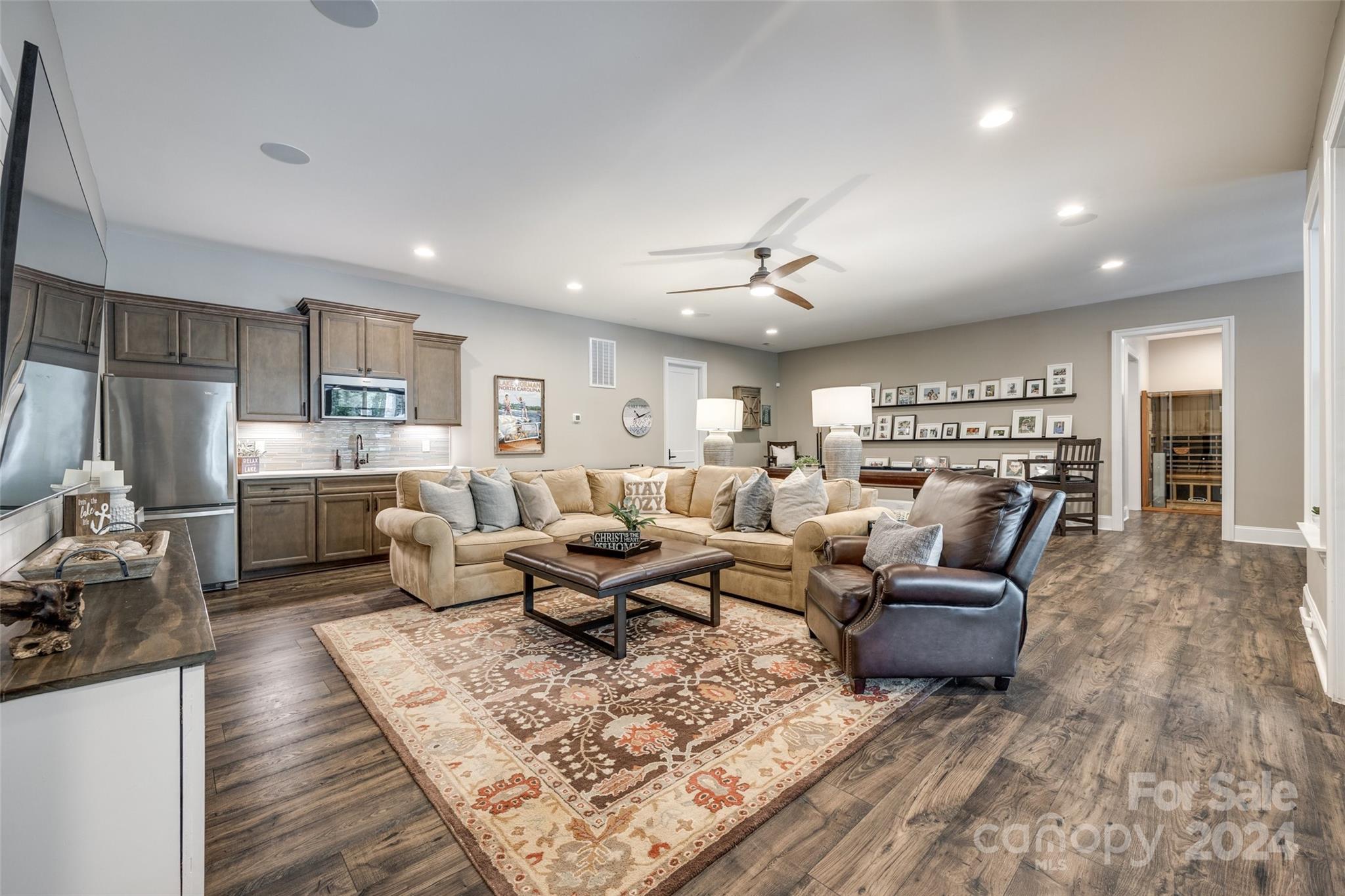 160 Palmer Marsh Place