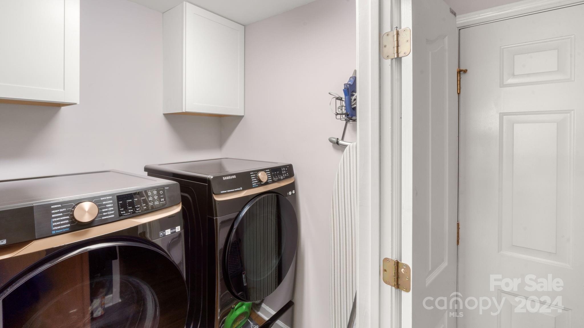 136 Oak Village Parkway