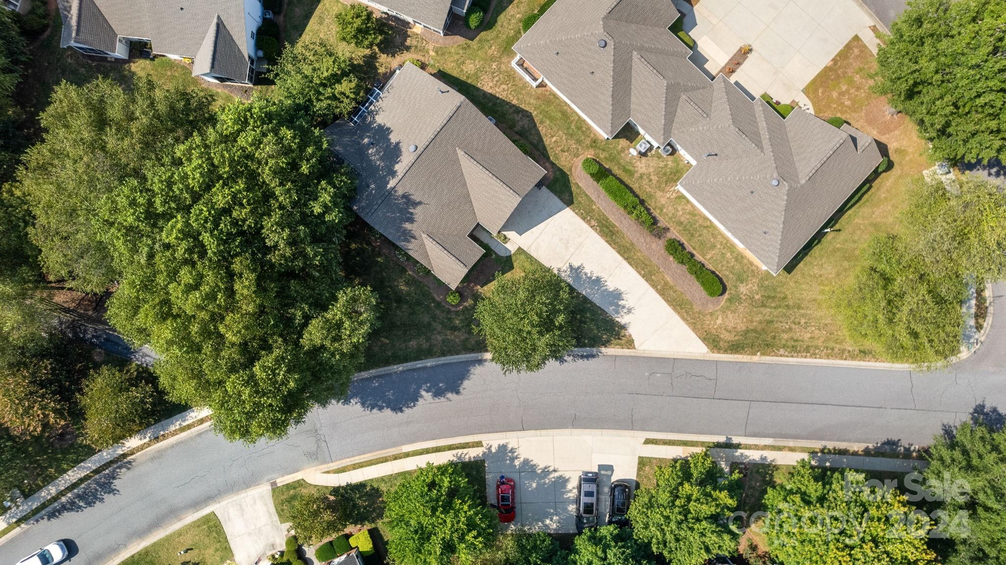 136 Oak Village Parkway