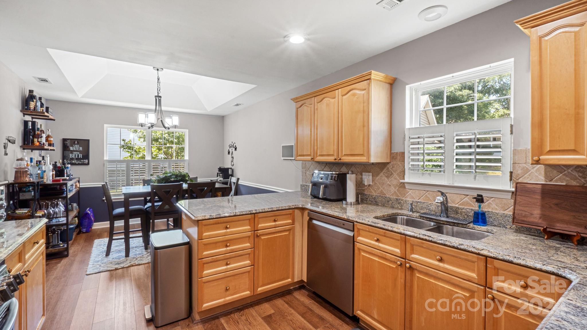 136 Oak Village Parkway