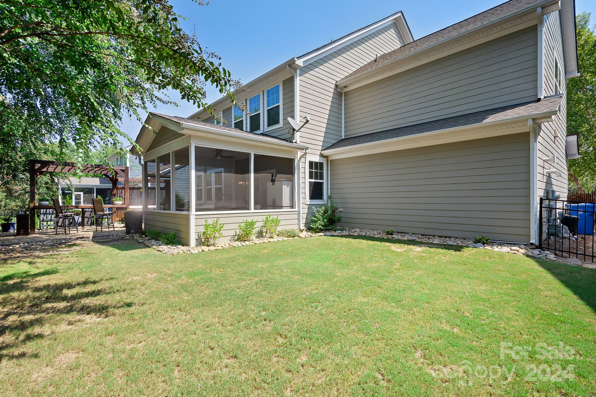 111 Ferngrove Court