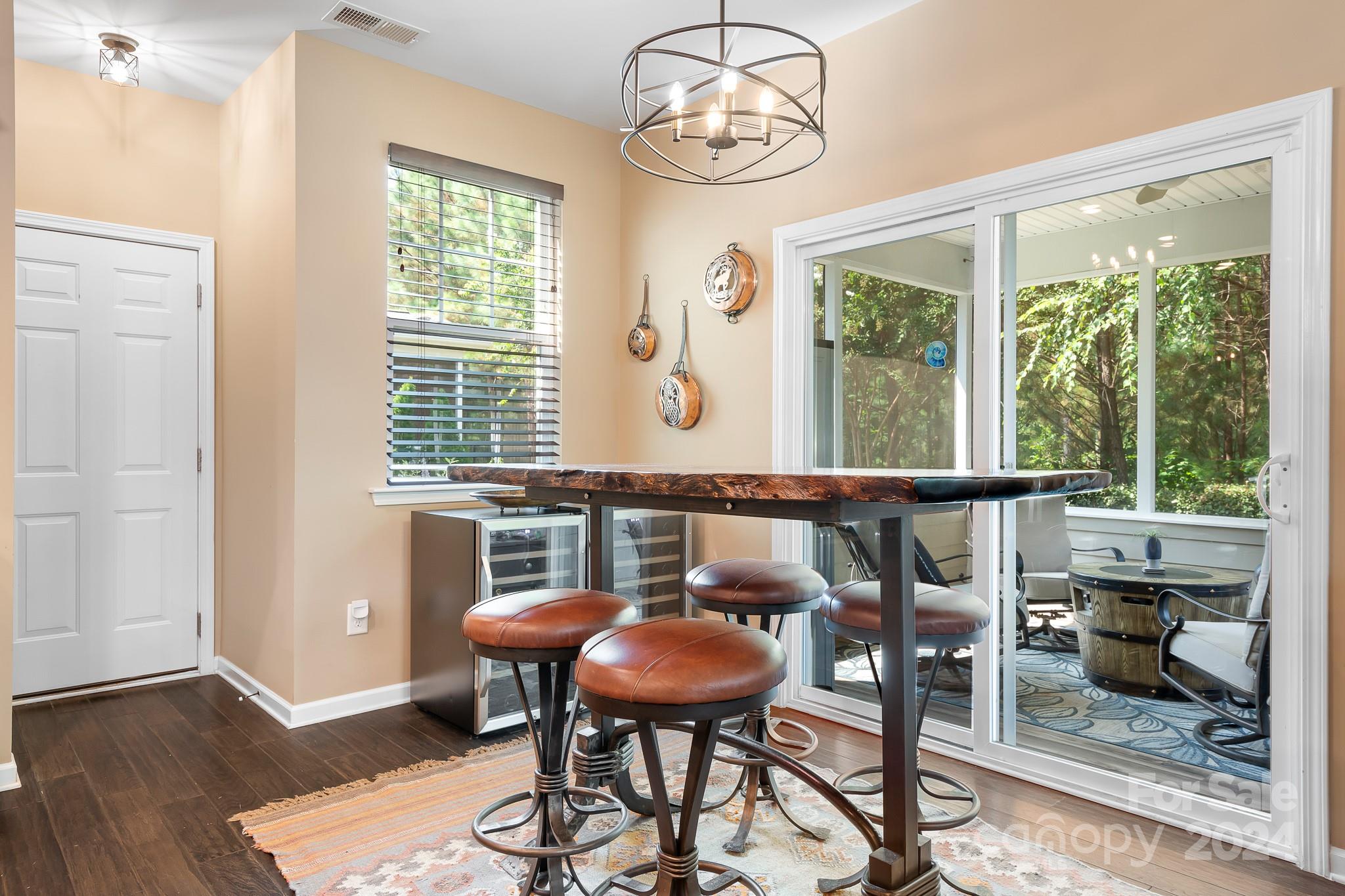 111 Ferngrove Court