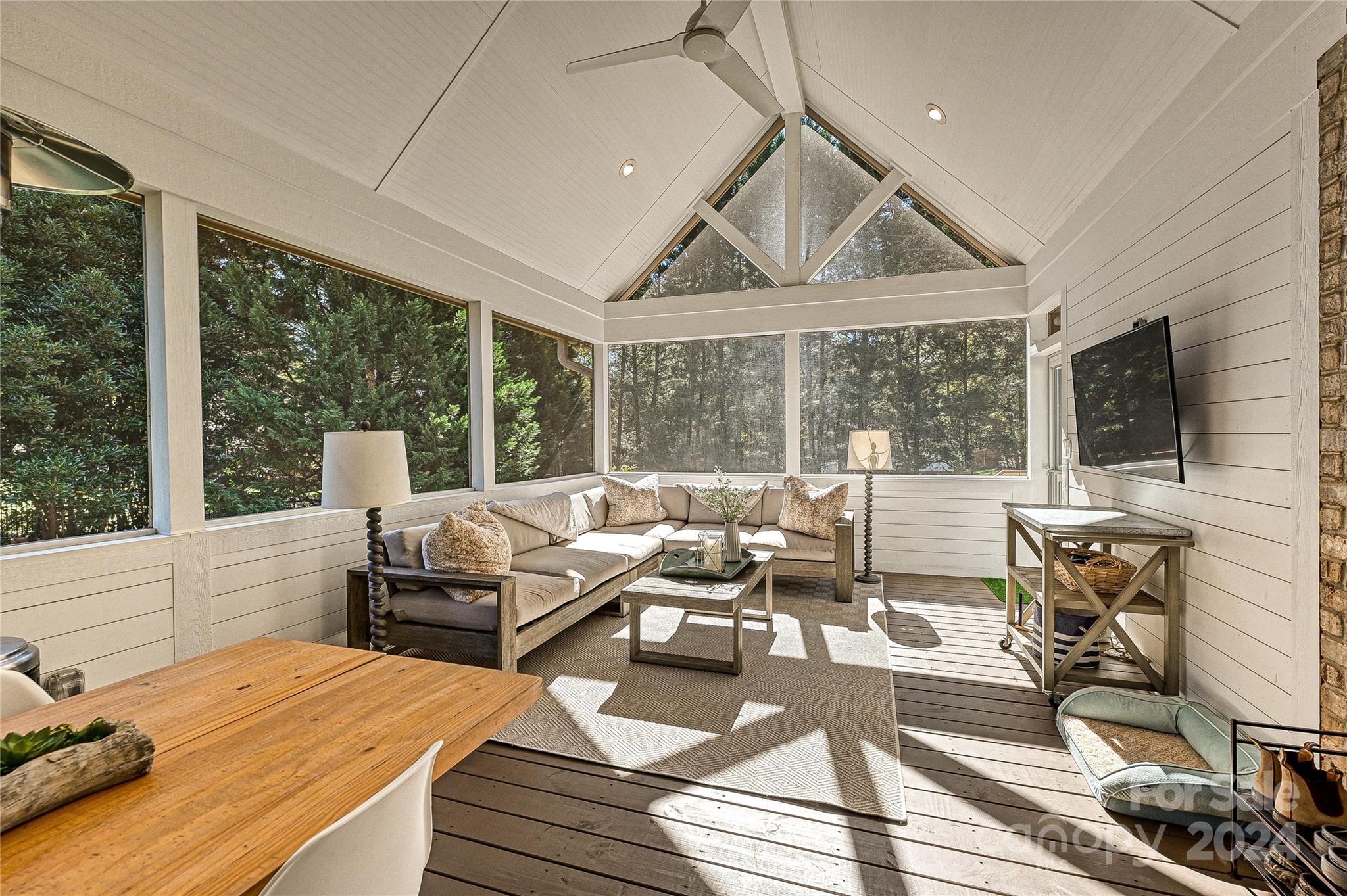 5130 Lady Fern Circle