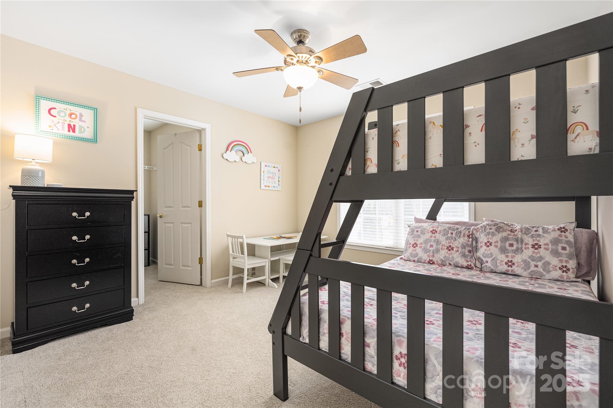 8851 Glenside Street