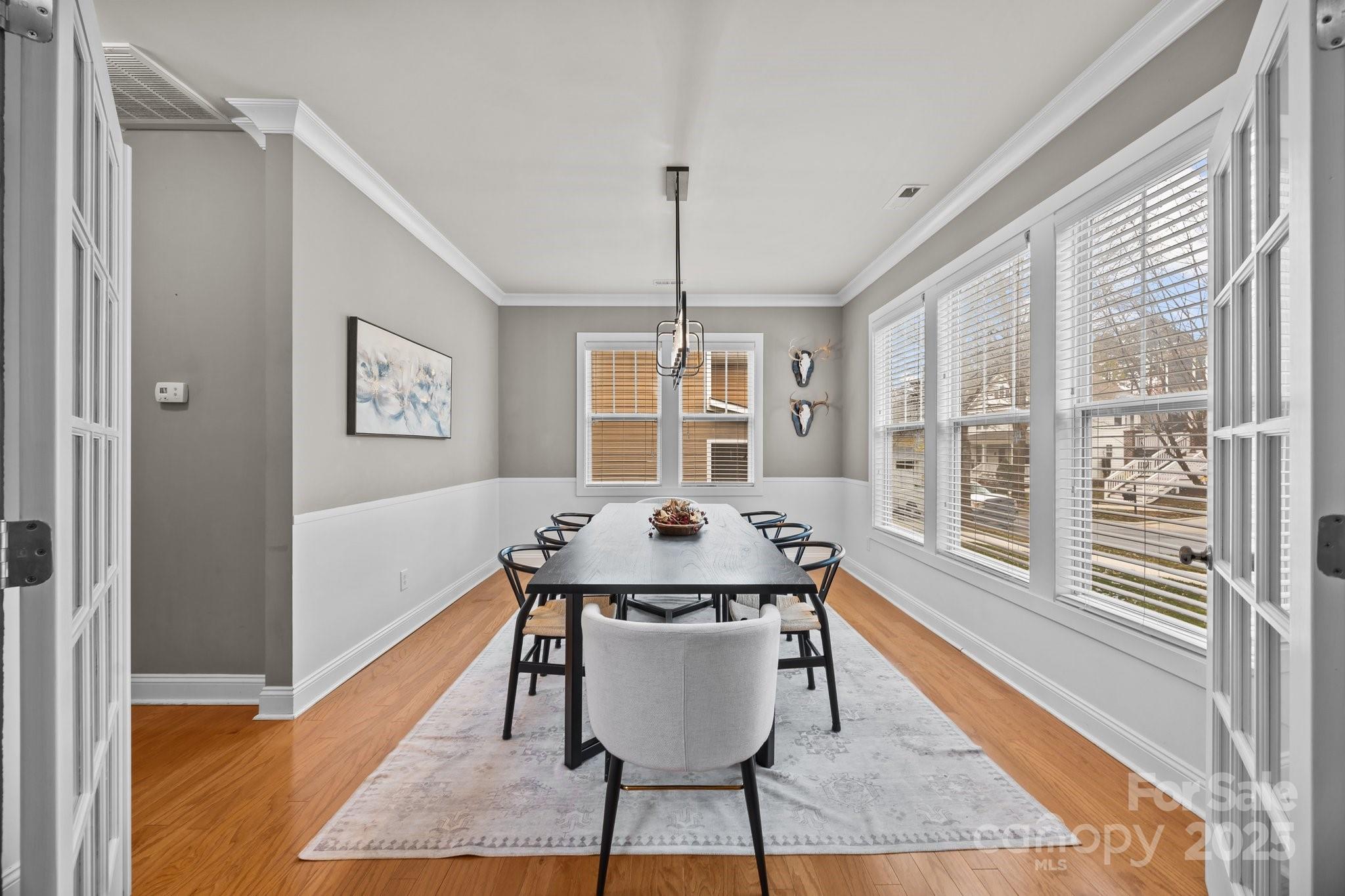 10011 Roosevelt Drive