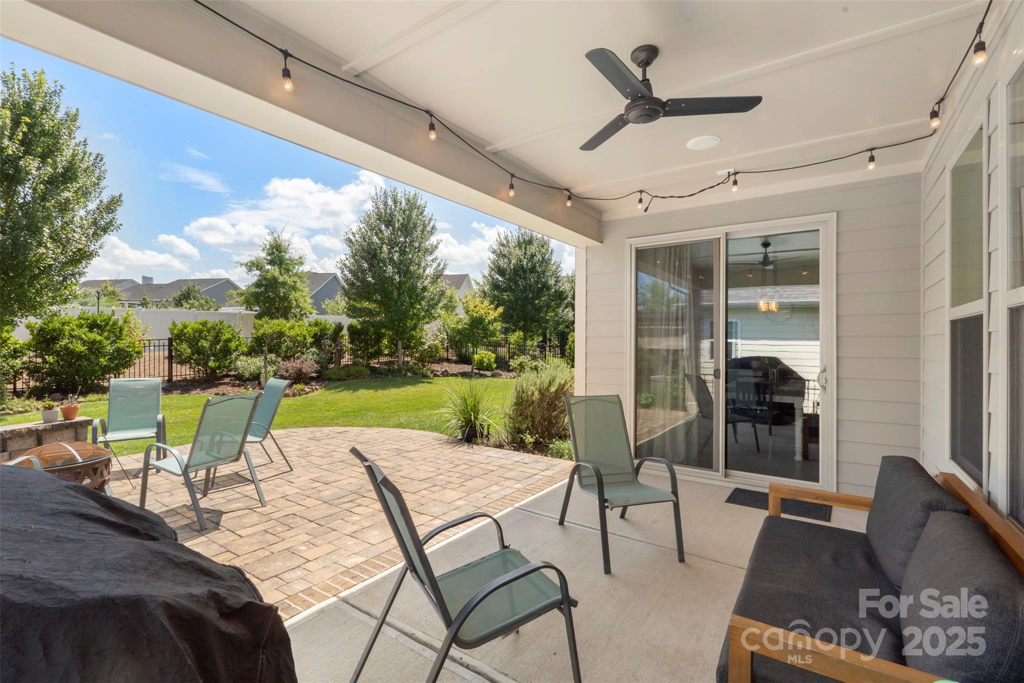 14914 Marymont Avenue