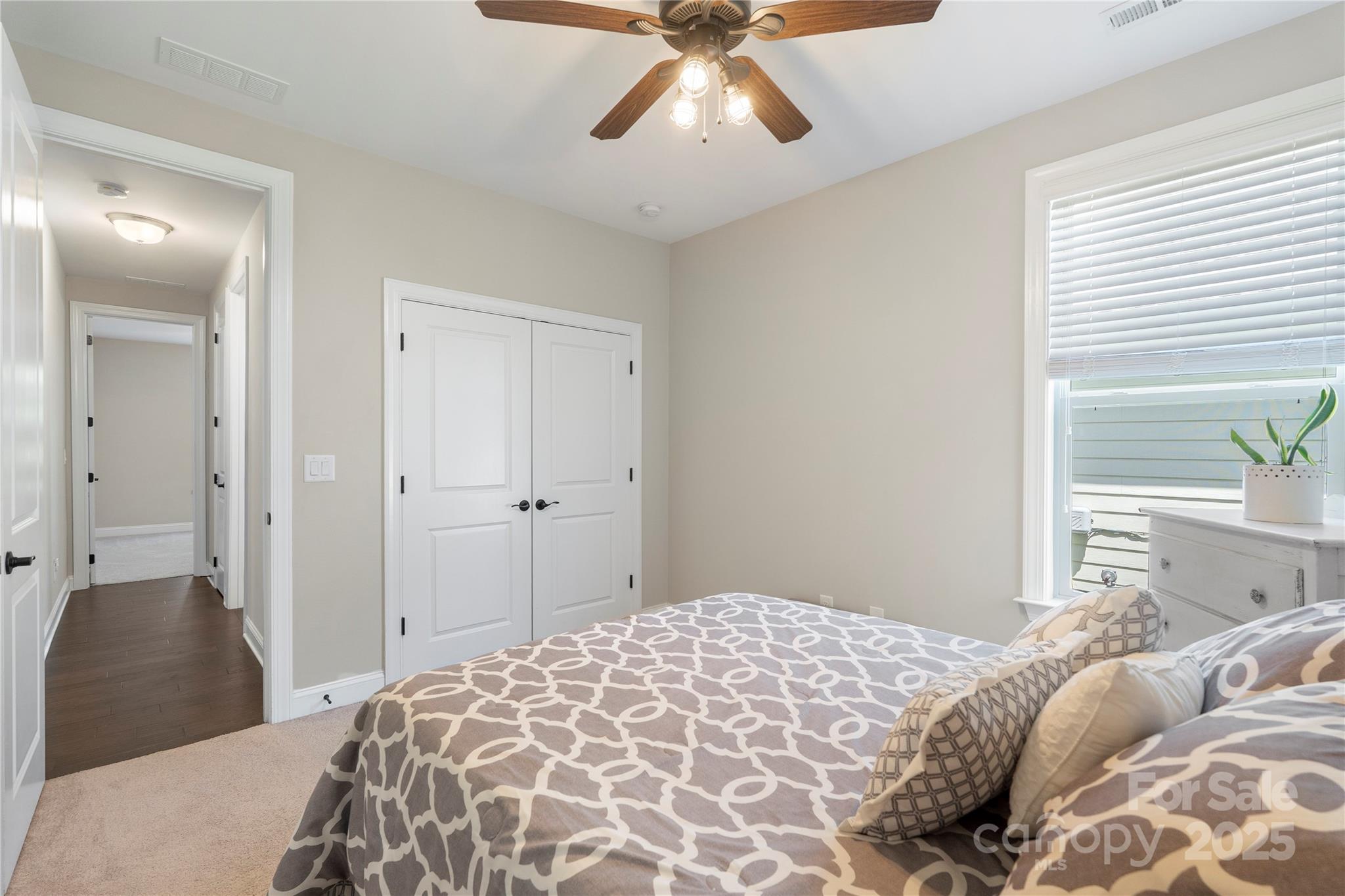 14914 Marymont Avenue