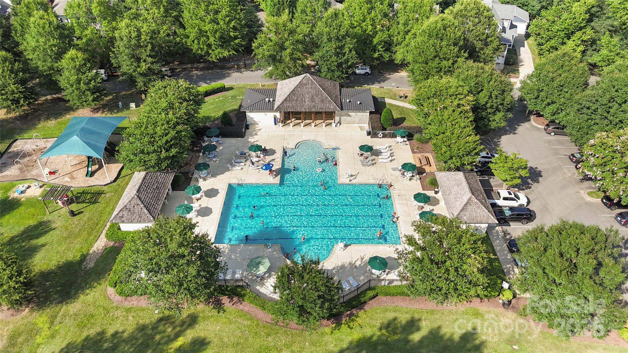 14914 Marymont Avenue