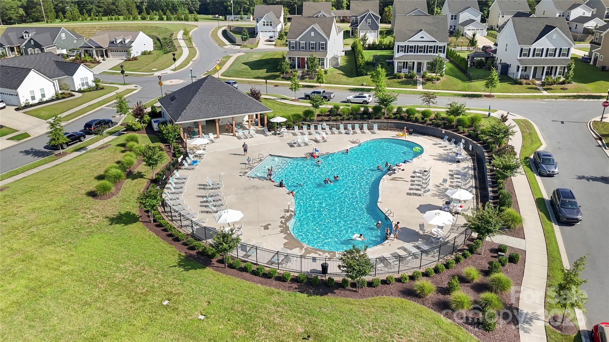 14914 Marymont Avenue