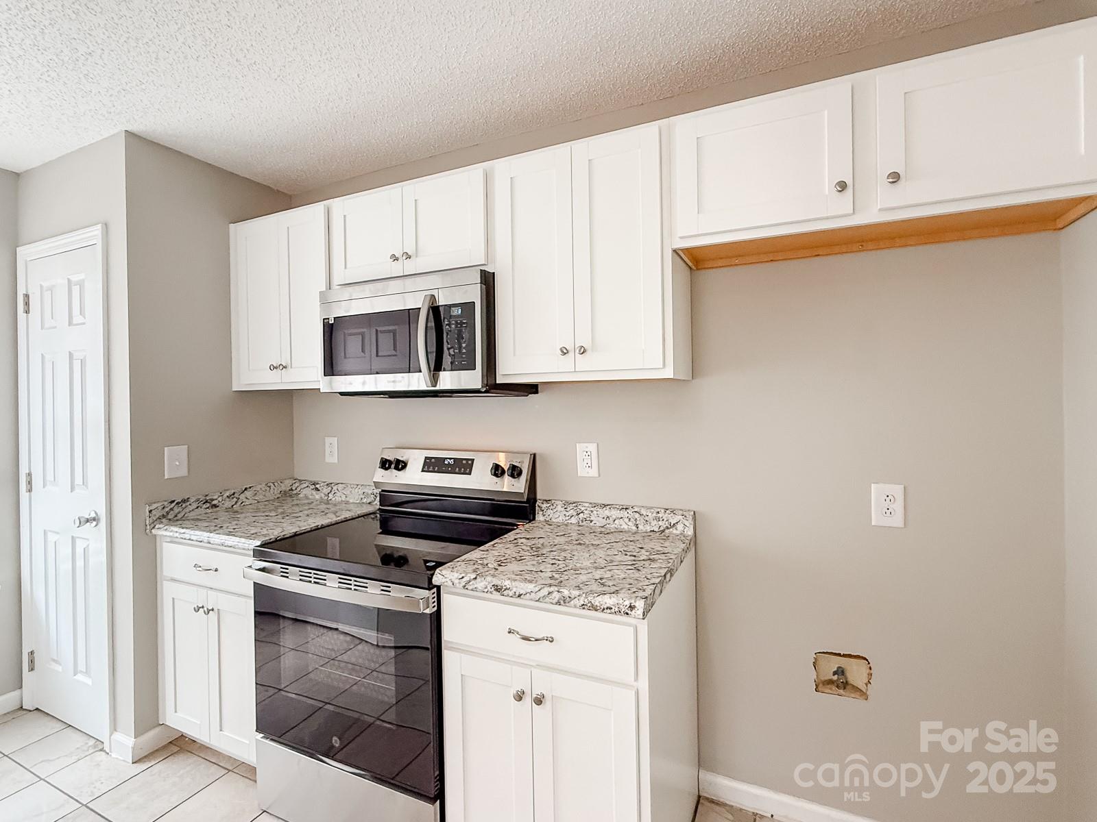 9417 Northwoods Forest Drive