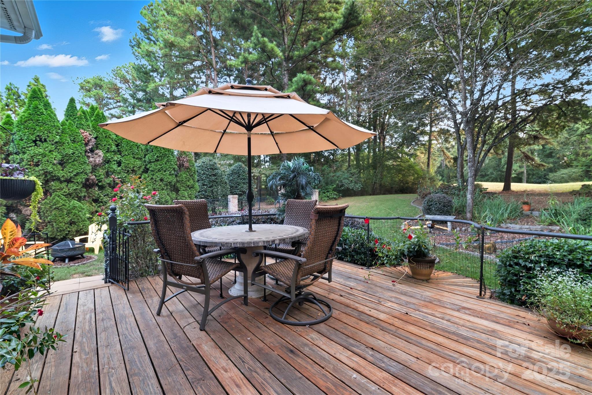 15915 Knox Hill Road