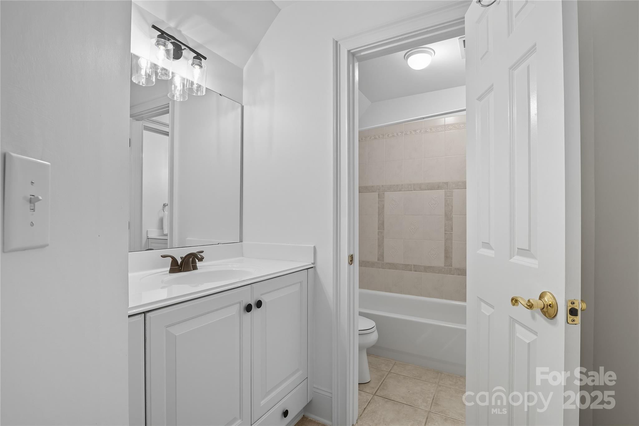 15915 Knox Hill Road