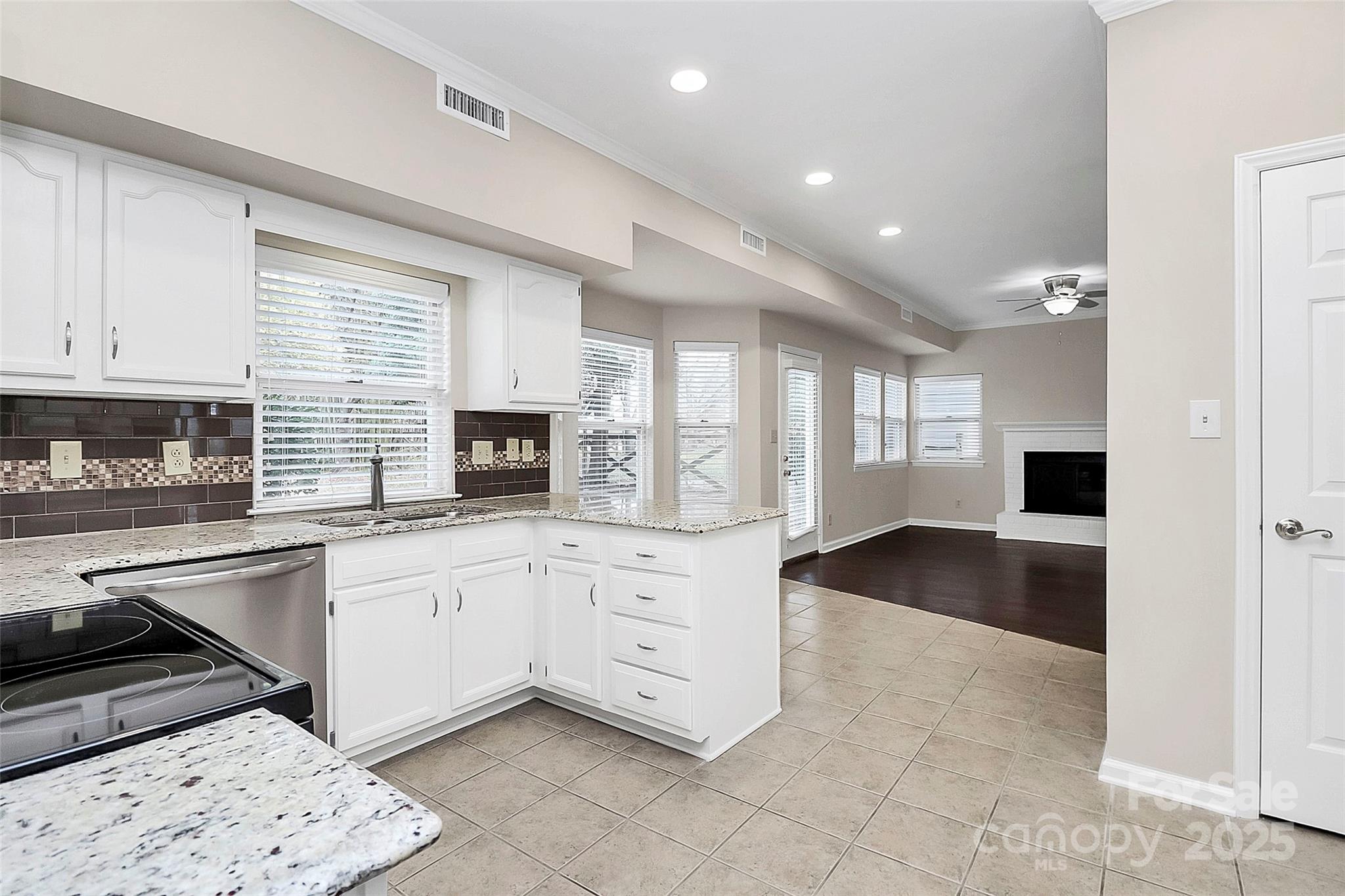 12313 Landing Green Drive