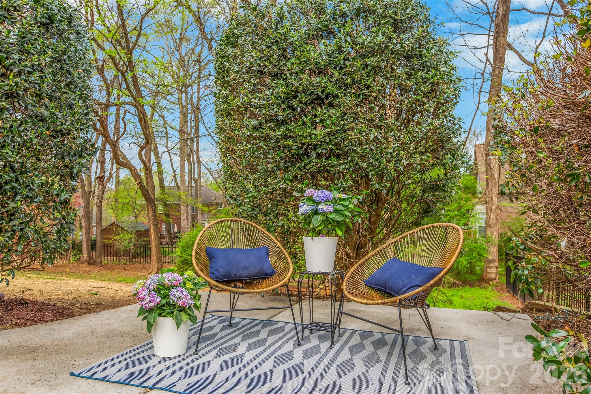 16040 Glen Miro Drive