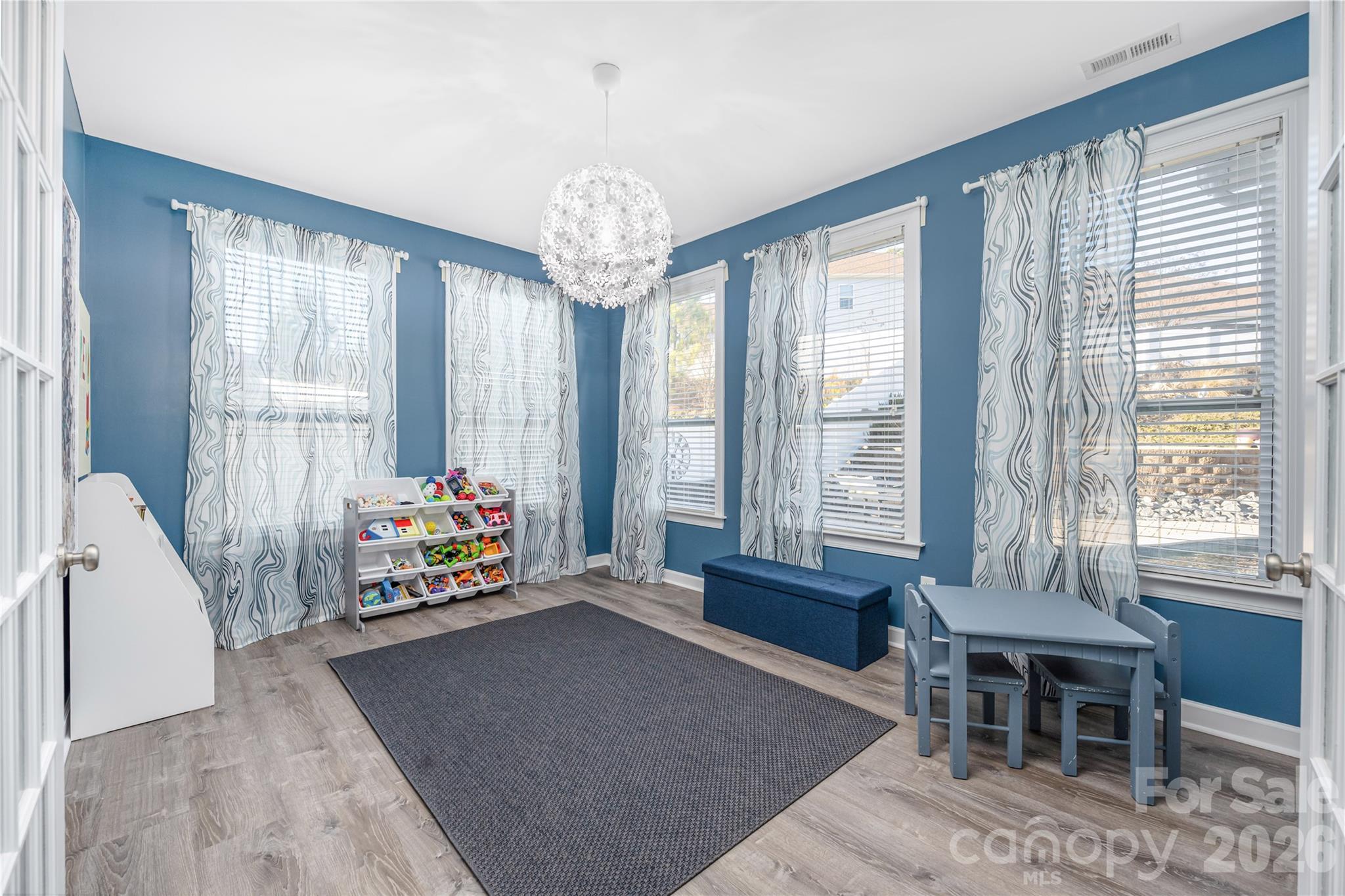 10011 Blackstone Drive