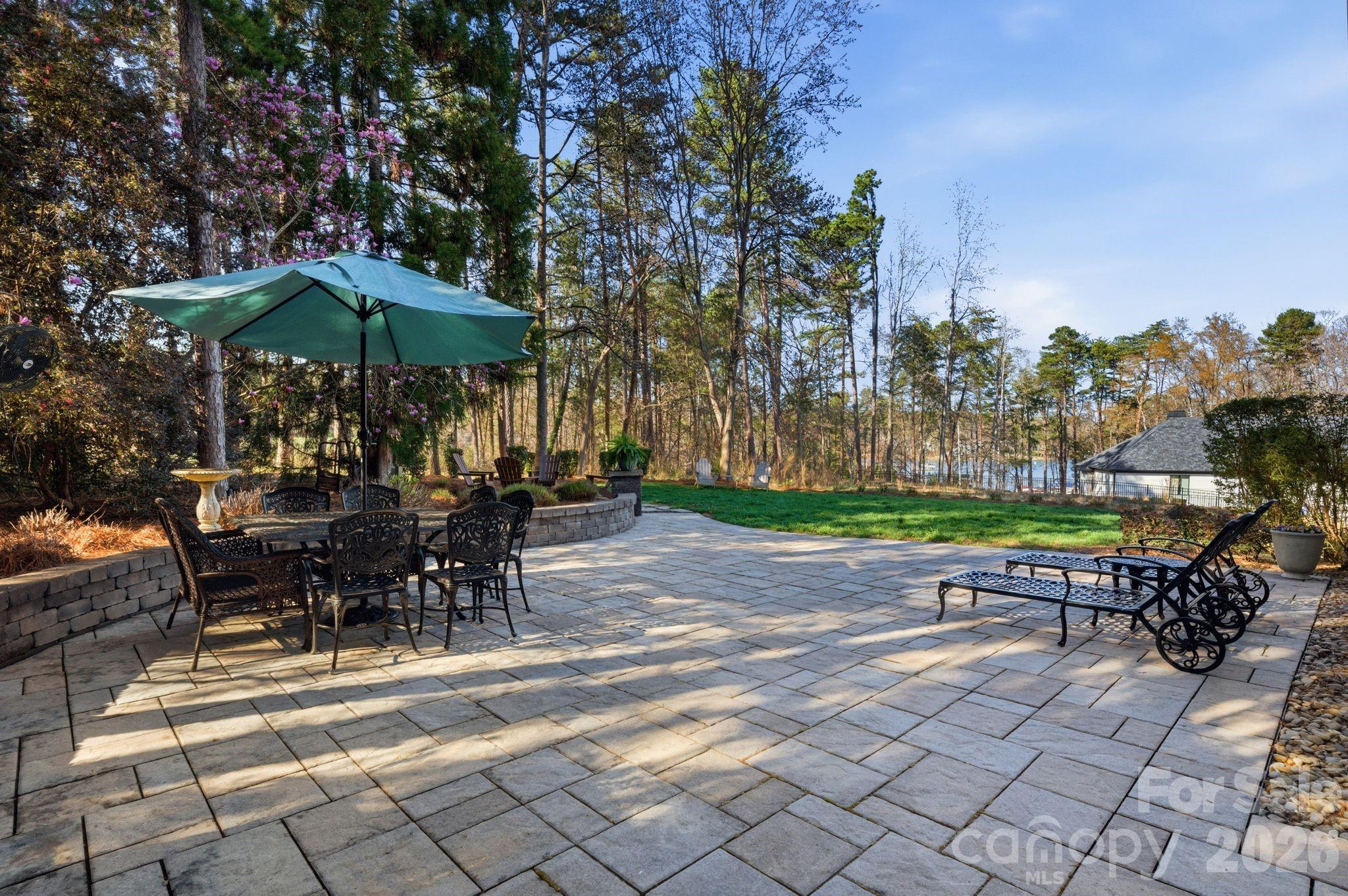 185 Quaker Road