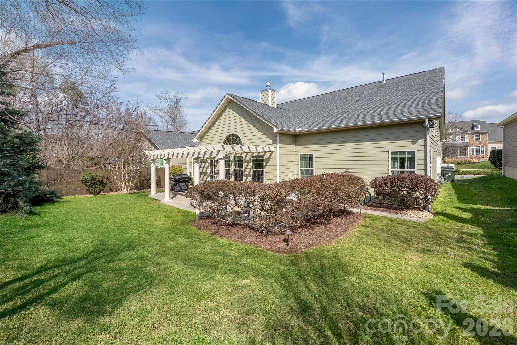 11422 Warfield Avenue