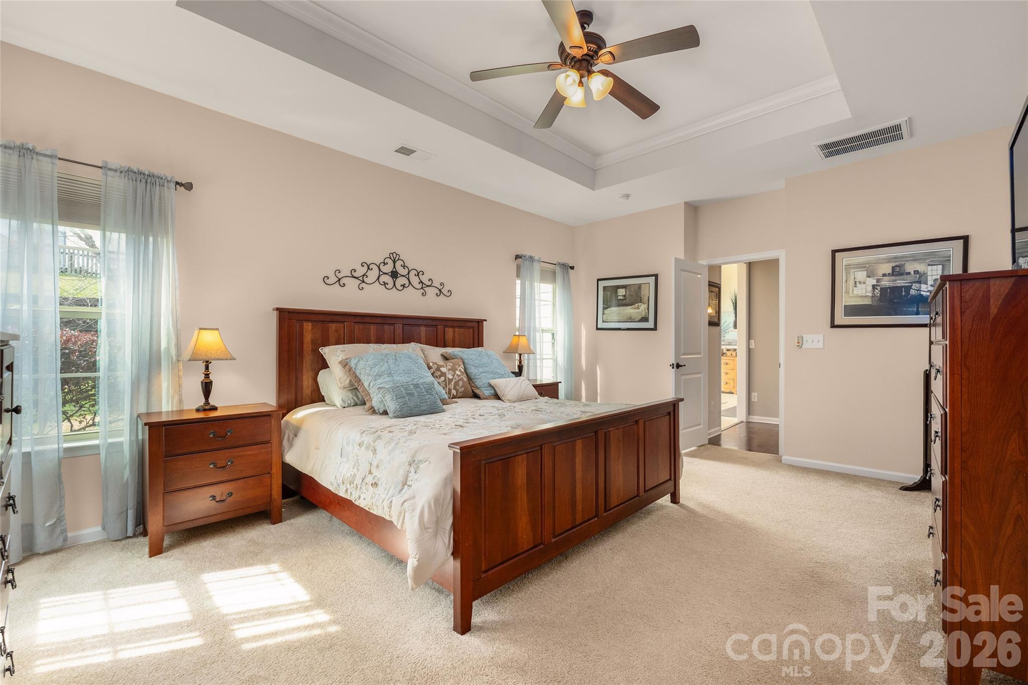 11422 Warfield Avenue