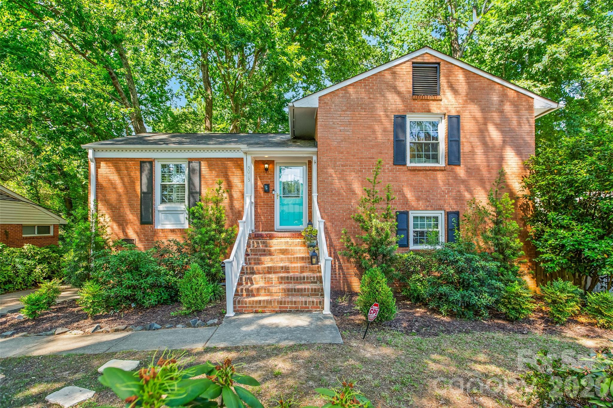 5015 Murrayhill Road