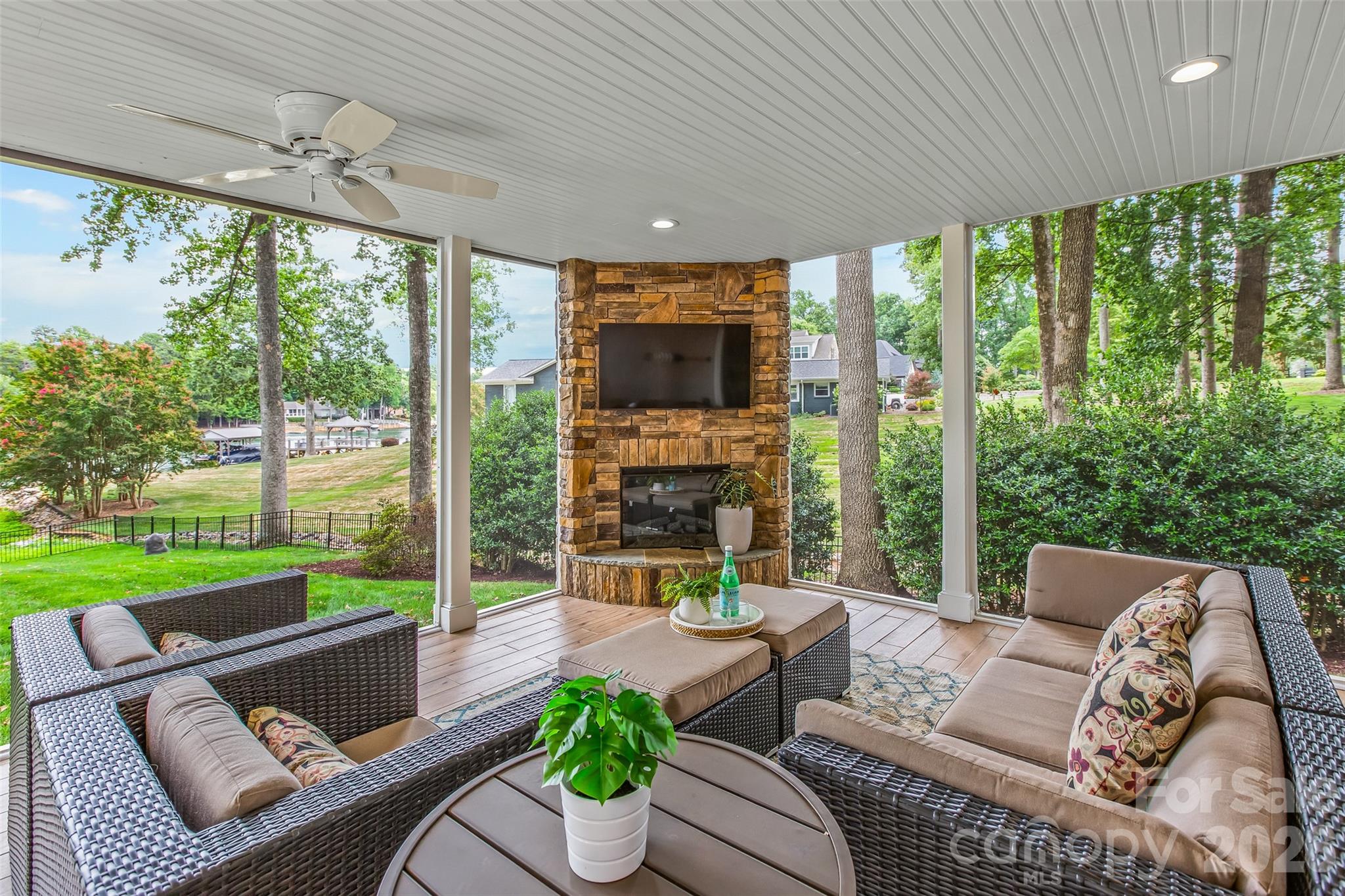 175 Woodstream Circle