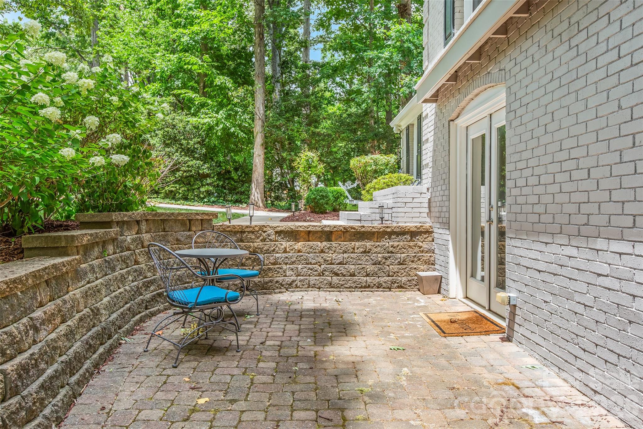 175 Woodstream Circle