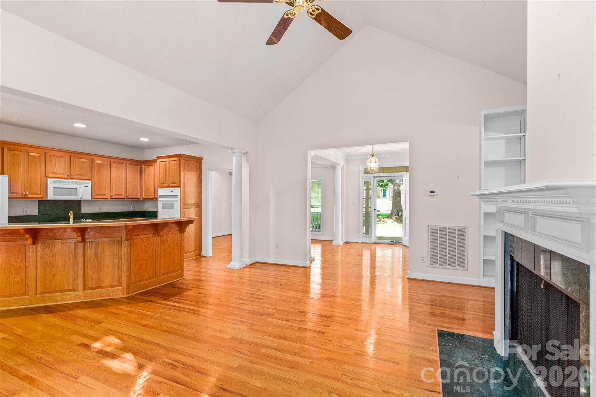 6756 Hawks Nest Lane