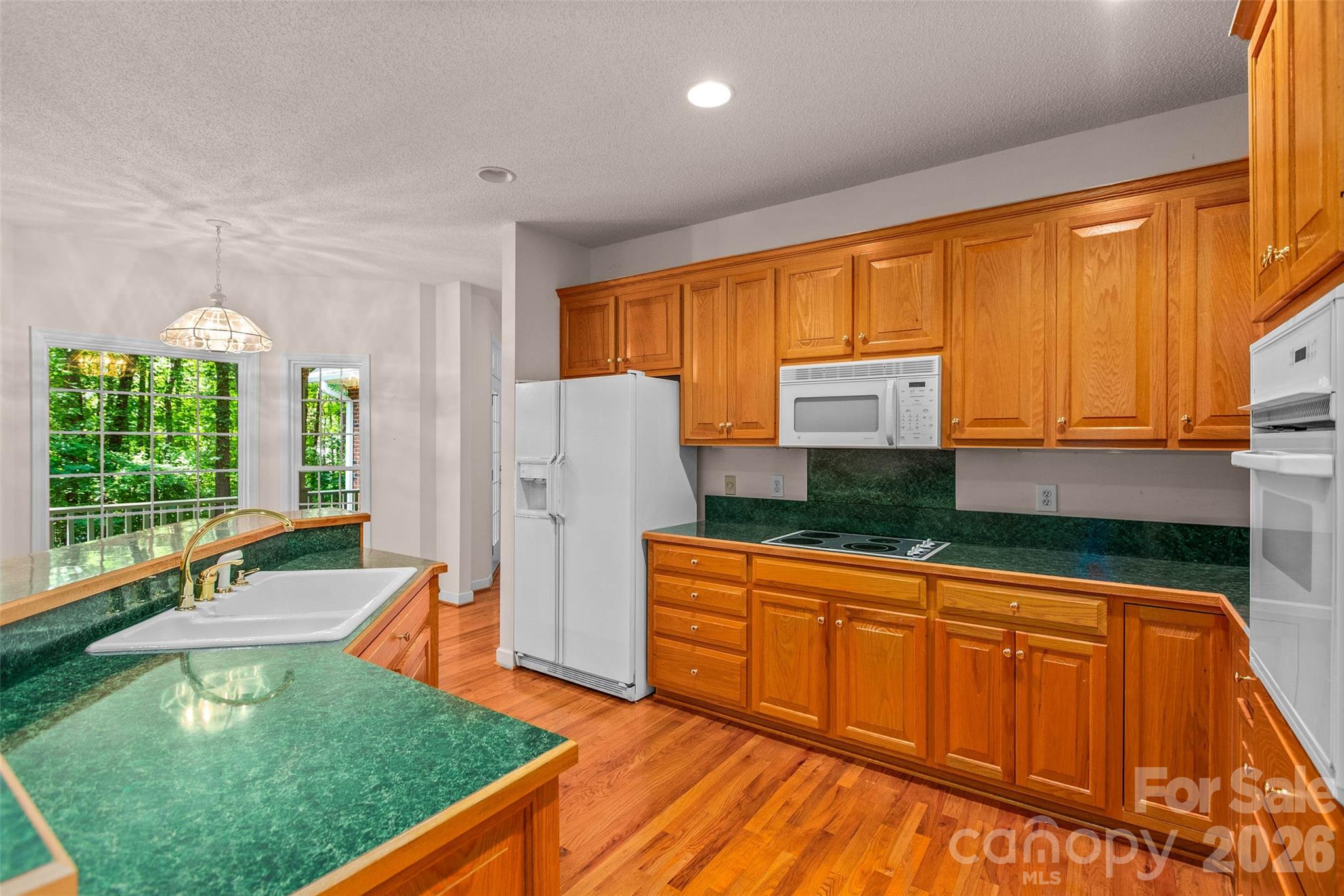 6756 Hawks Nest Lane