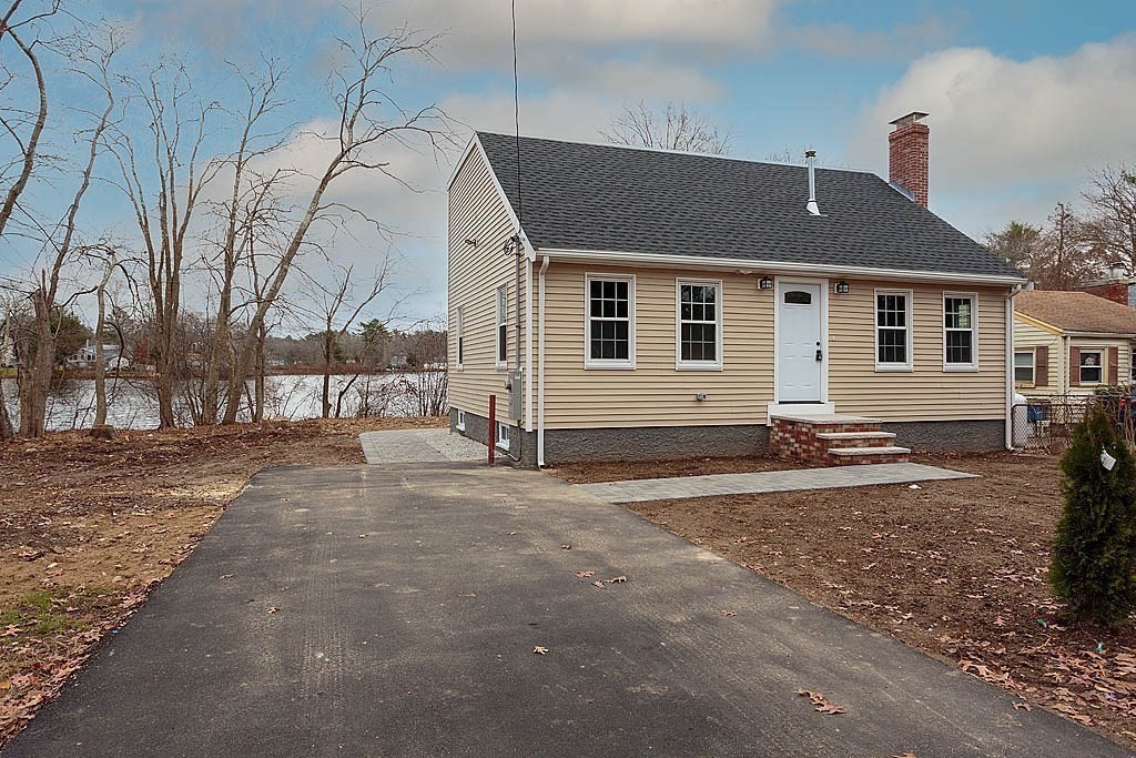 32-34 West Shore Road