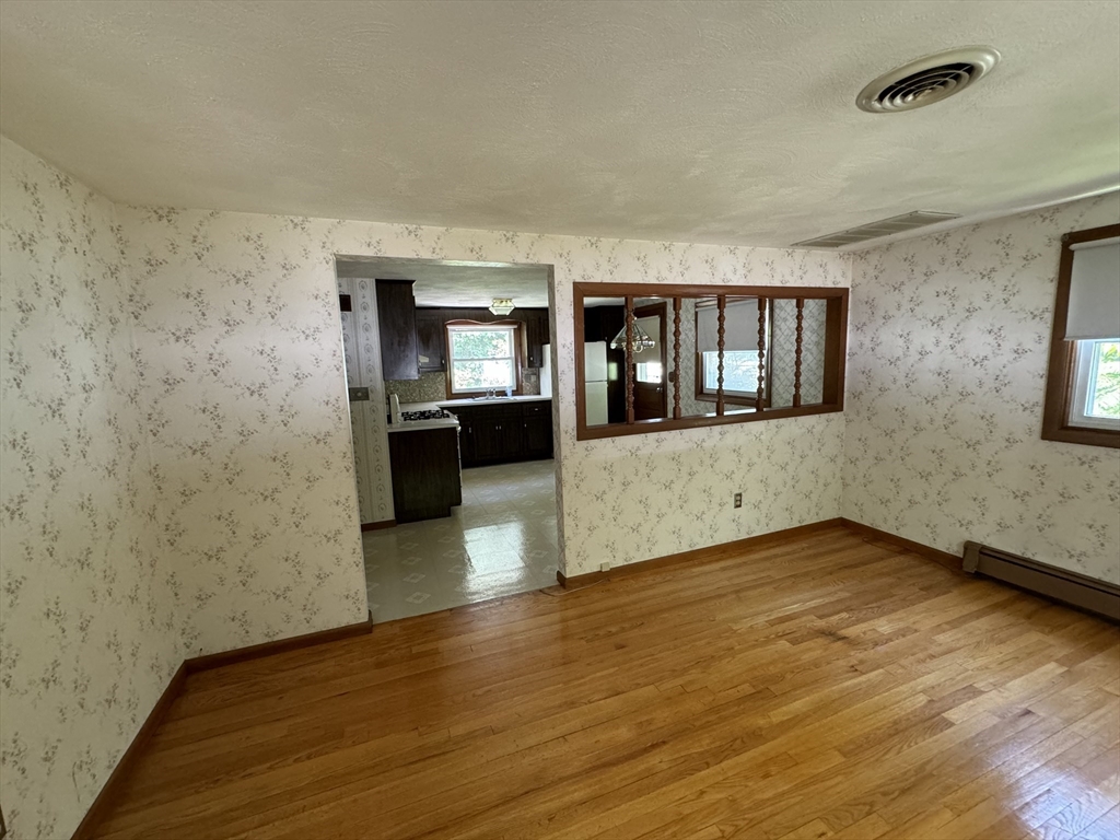 4861 Washington Street