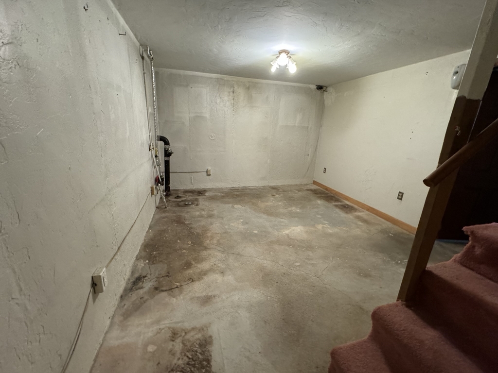 4861 Washington Street