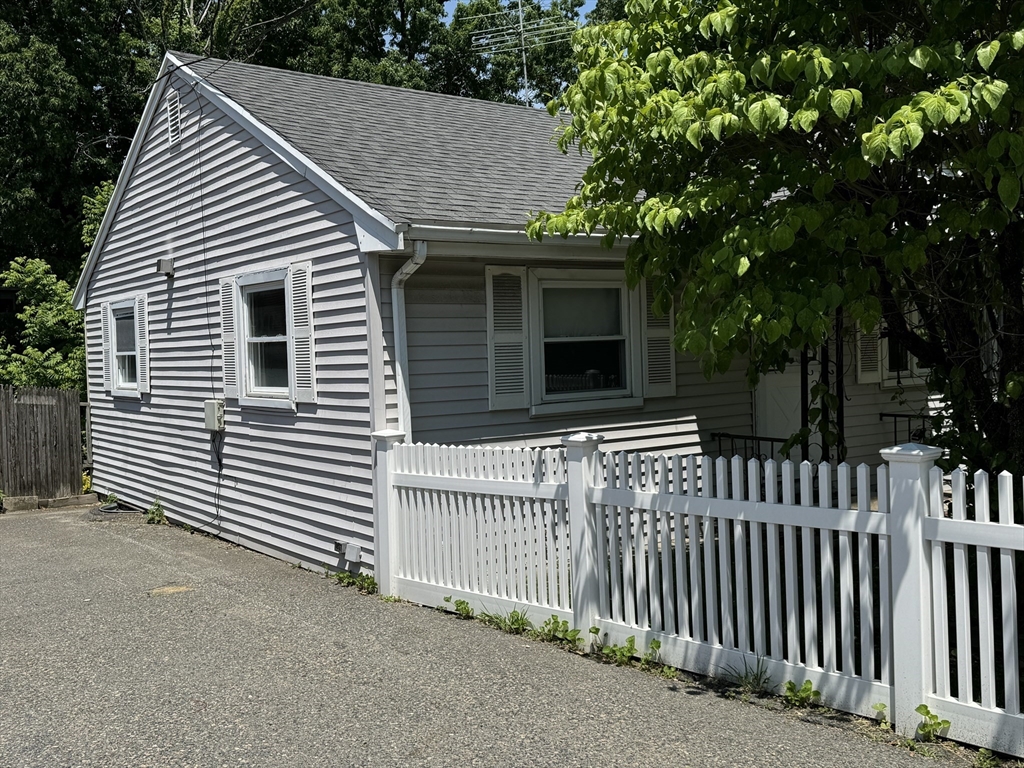 4861 Washington Street