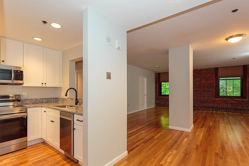 1241 Adams Street # F407