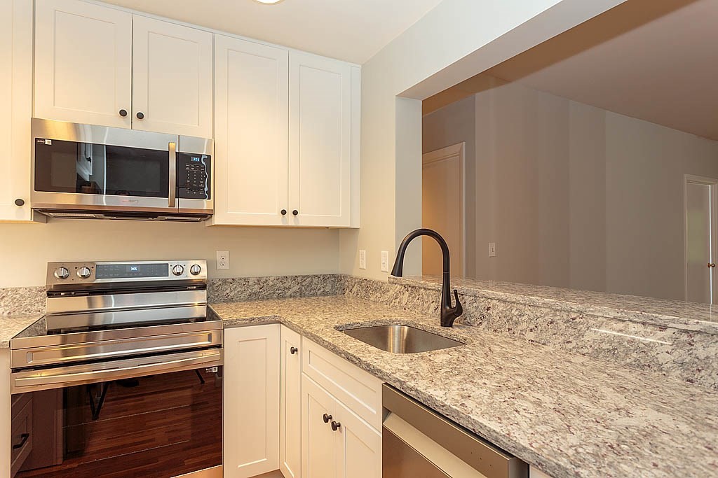 1241 Adams Street # F407