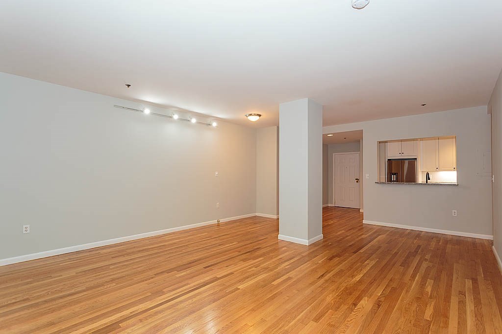 1241 Adams Street # F407