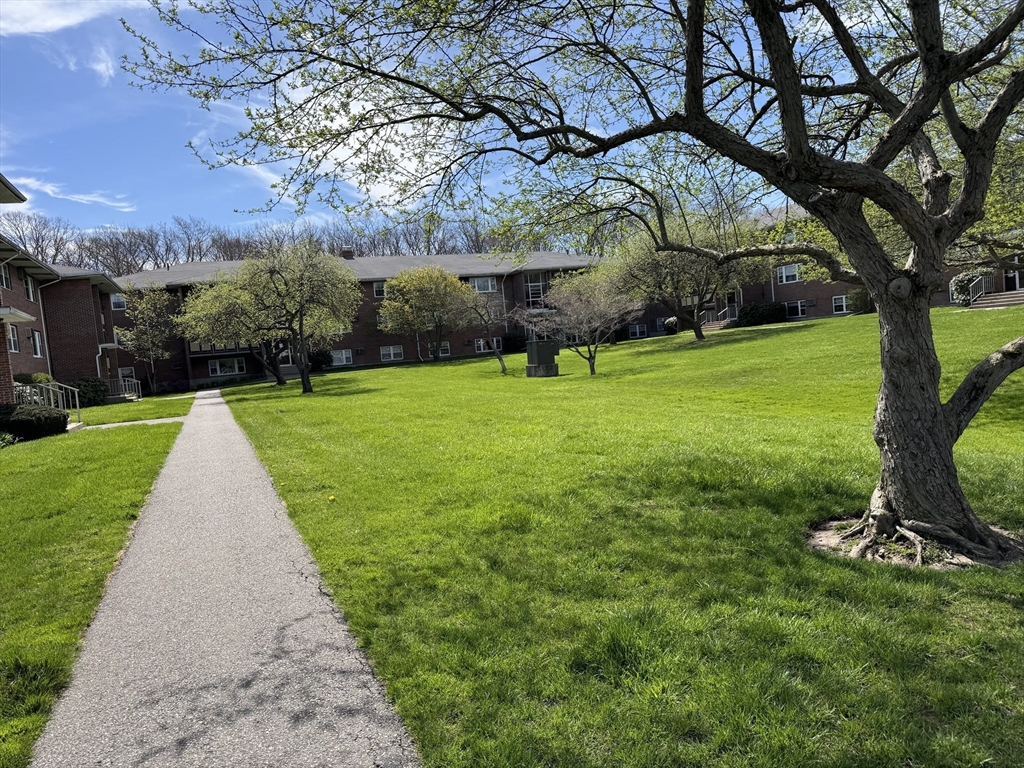 219 Rock Street # G10