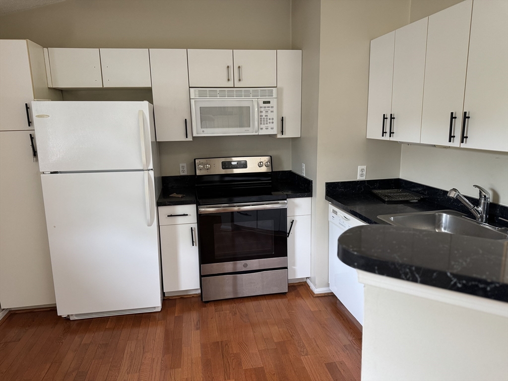 30 Bradford Commons # 30