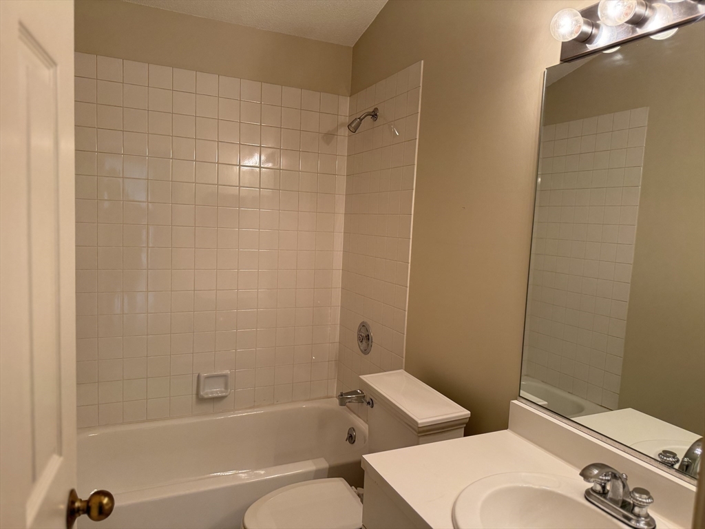 30 Bradford Commons # 30