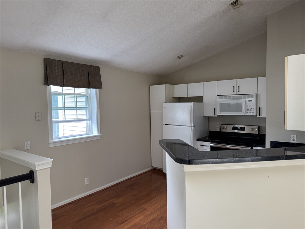 30 Bradford Commons # 30