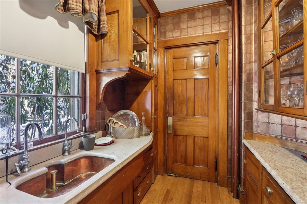 30 Green Lodge Street