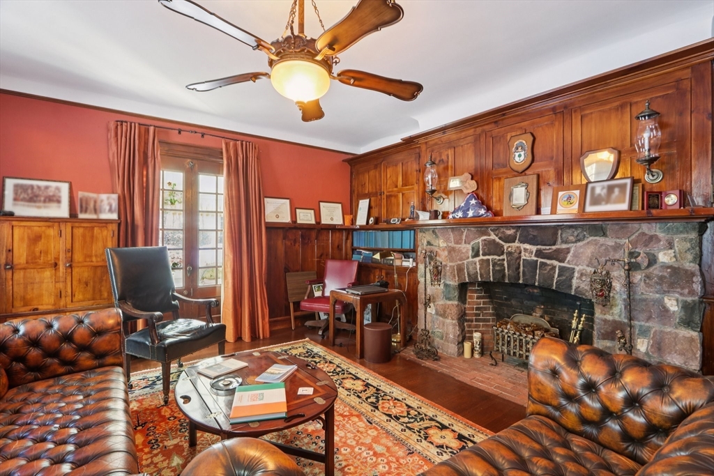 30 Green Lodge Street