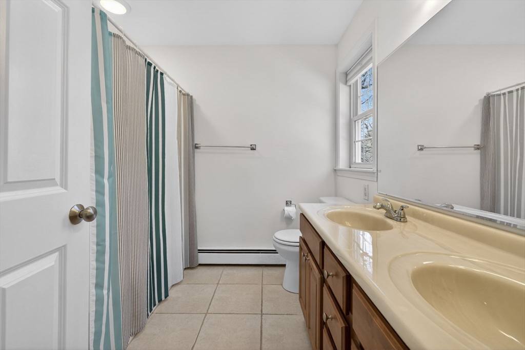 2 Sterling Ln # 2