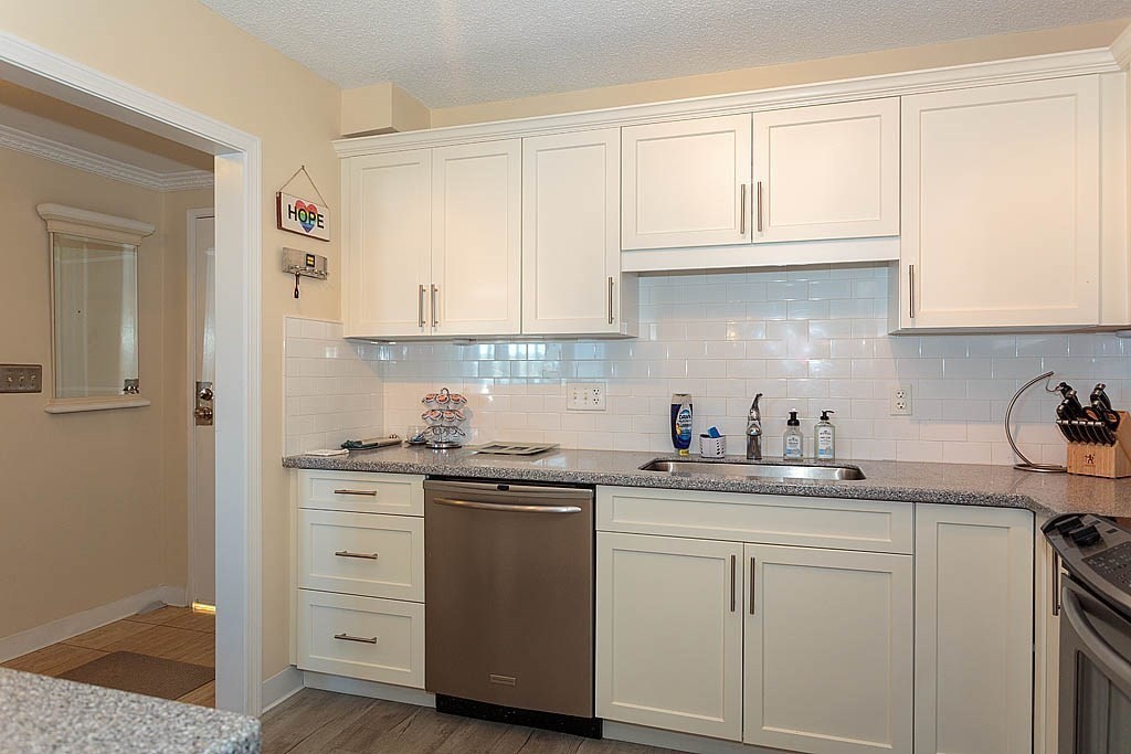 100 Cove Way # 309