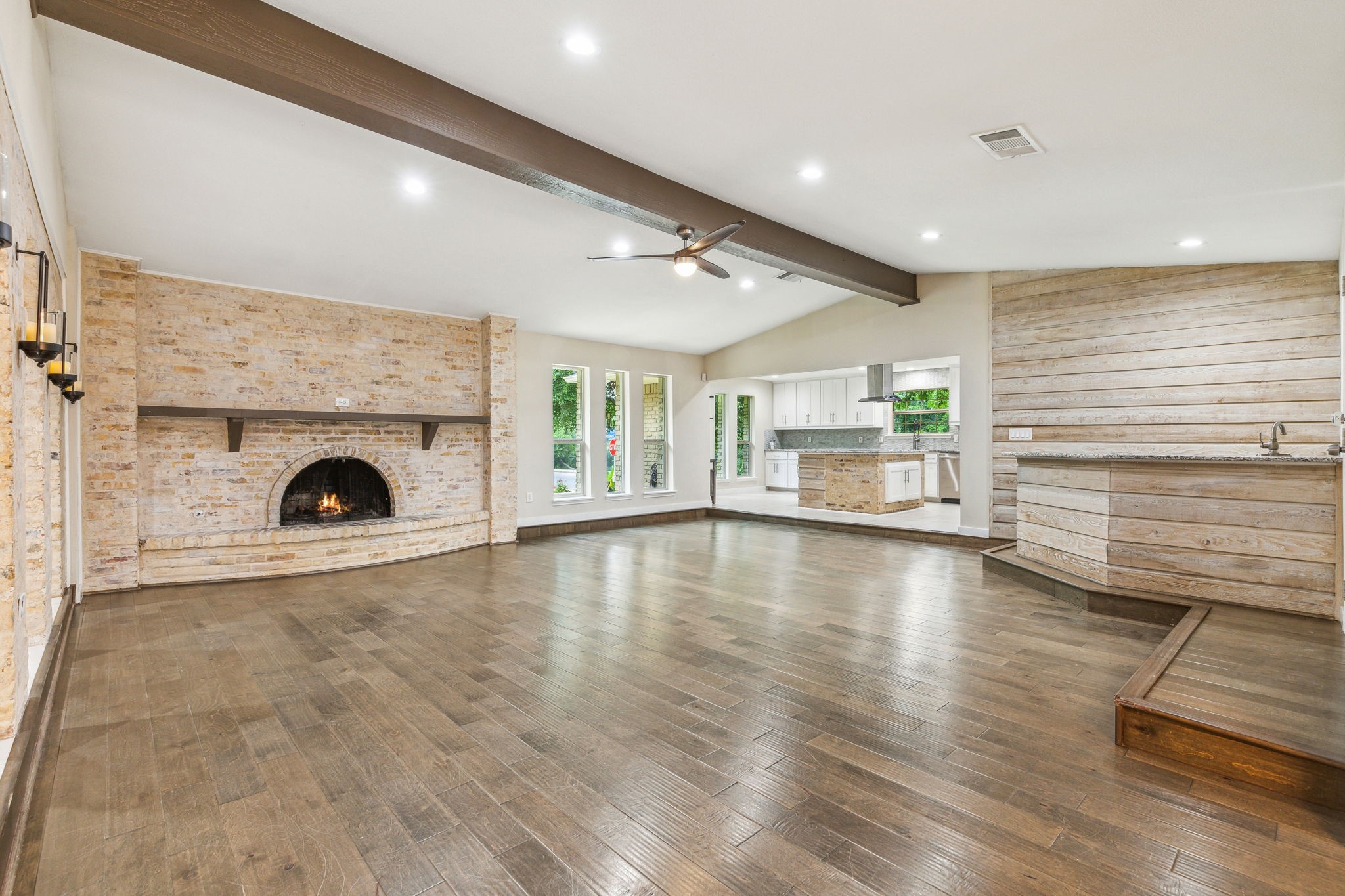 301 Lawndale Drive