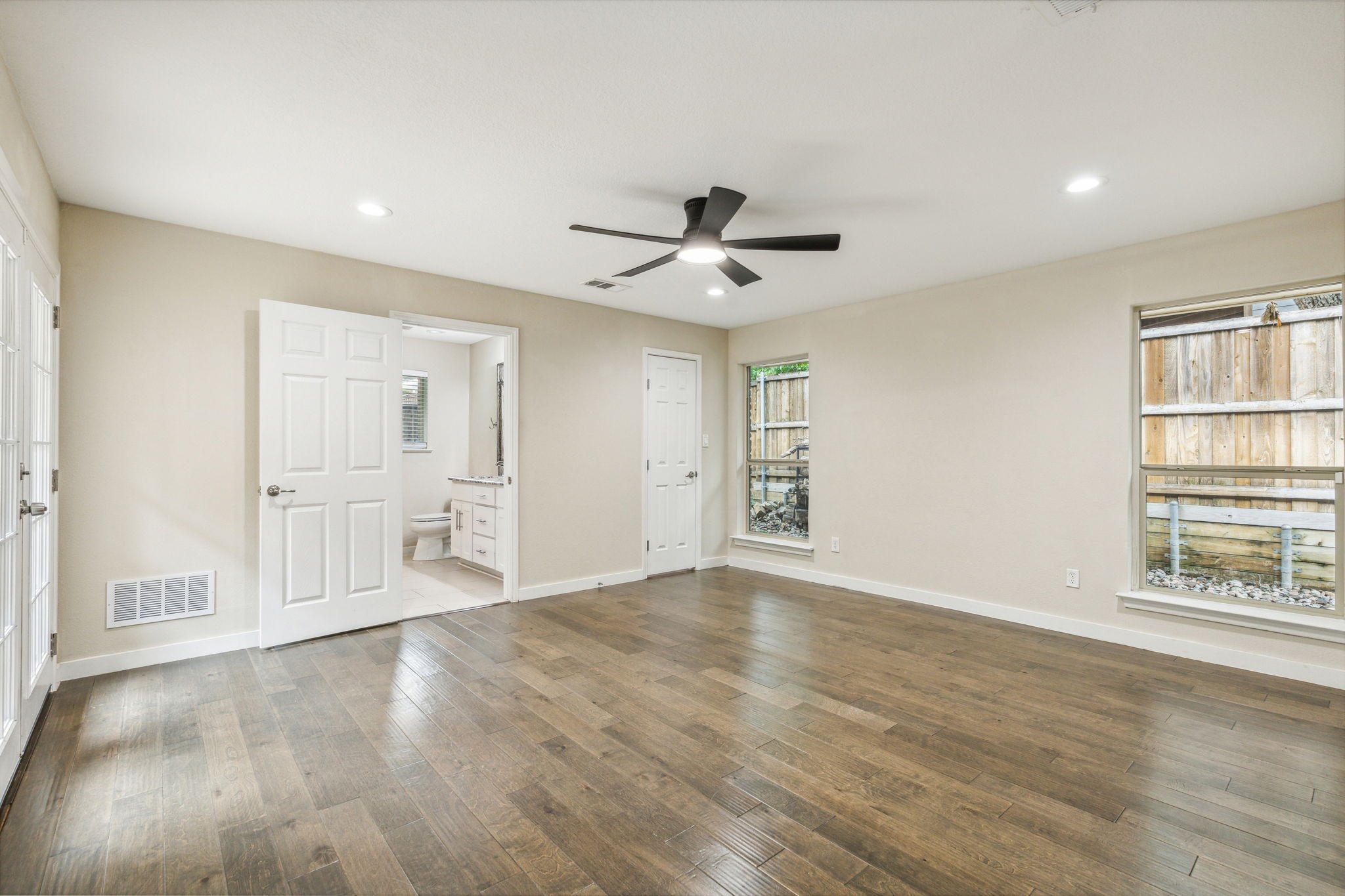 301 Lawndale Drive